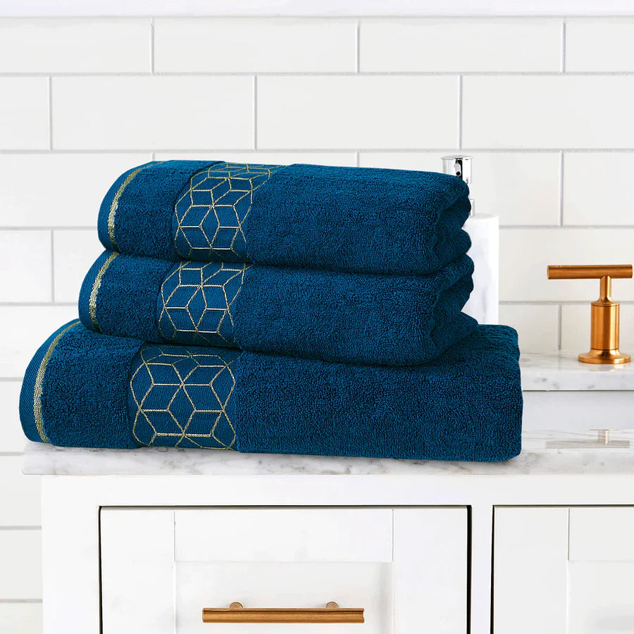 Teal Diamond Flower Bath Towel